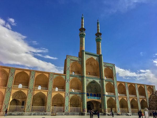 Amir Chakhmaq Mosque 1