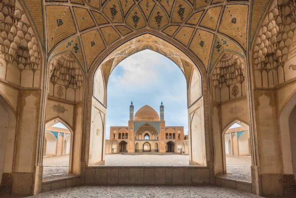 Agha Bozorg Mosque 3