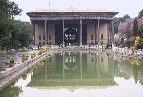 Chehel Sotoun palace 1